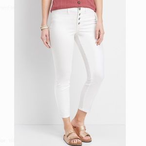 DenimFlex White High Rise Button Jeggings NWT